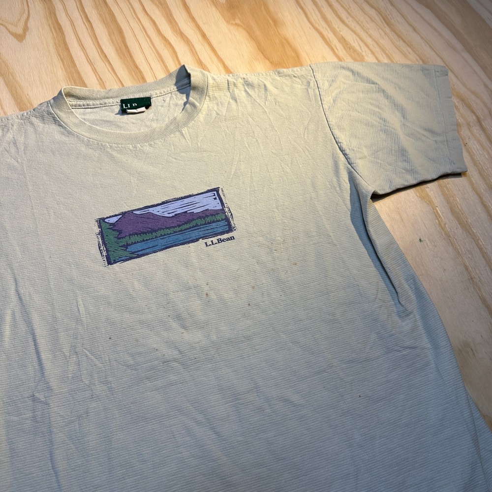 LL Bean Factory Store Mens XL Sage Green Mountain Graphic T-Shirt Vintage Style